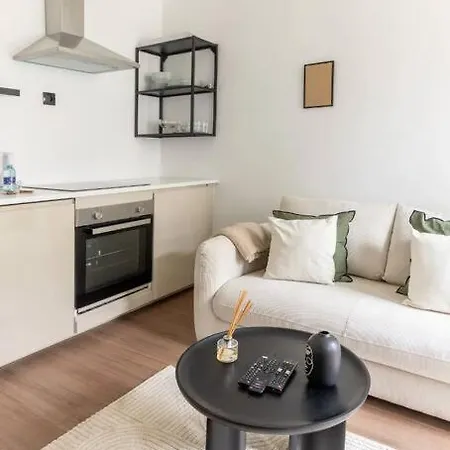 Vignoles/nation : Cosy Studio * パリ